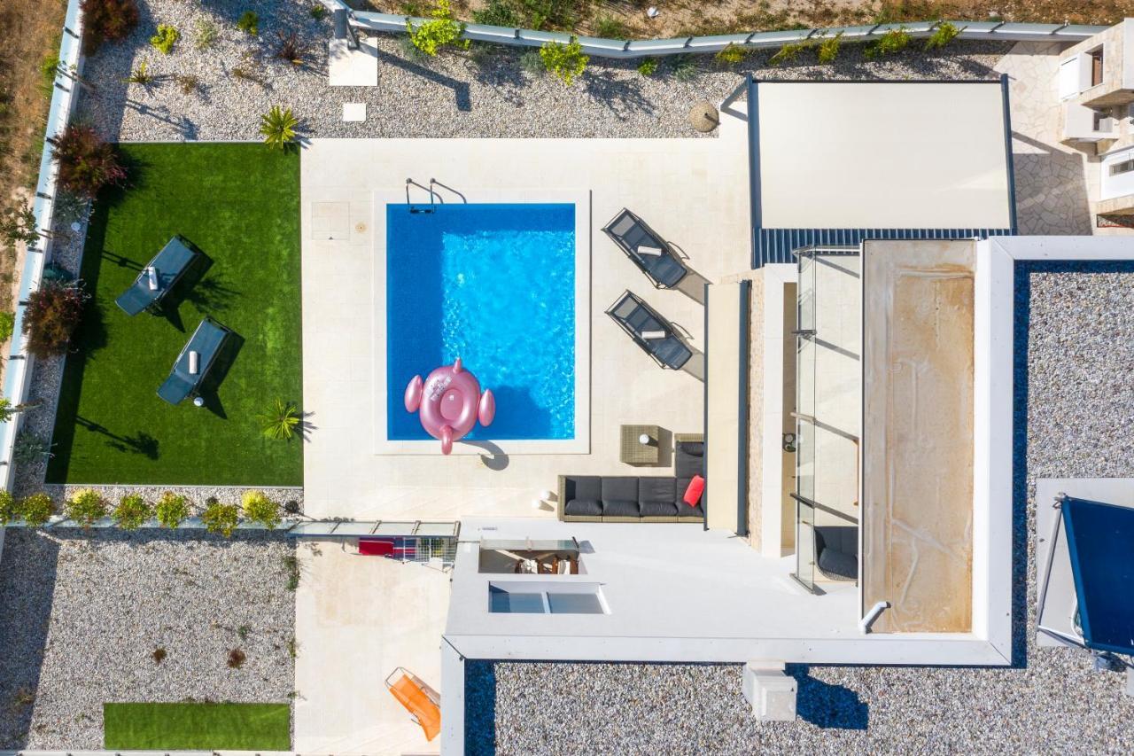 Villa Buzuk فوديس المظهر الخارجي الصورة